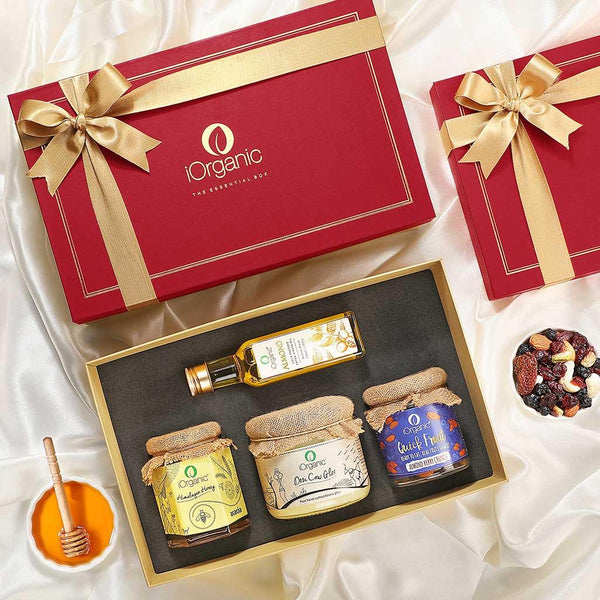 iorganic Pot-Pourri Gift Box / Assortment of 4 Products / almond oil, honey & ghee, berry crunch, diwali gifting, festive gifting, wedding gifting, corporate gifting